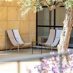 4 bedroom villa with pool near Noto, sleeps 8